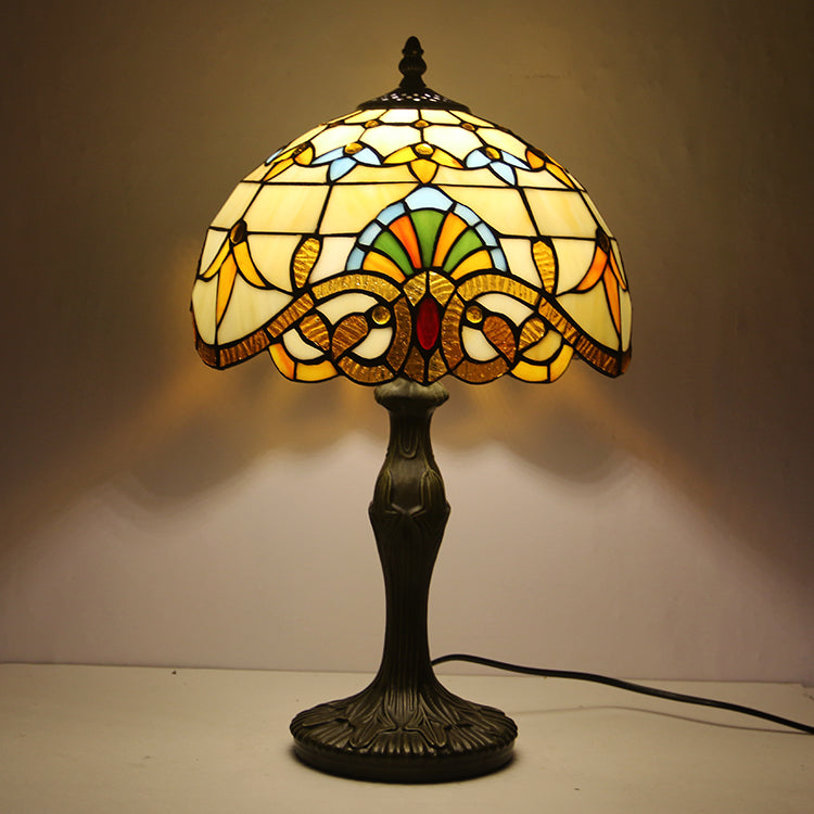 (LHJ82) Tiffany Style Glass Table Lamp