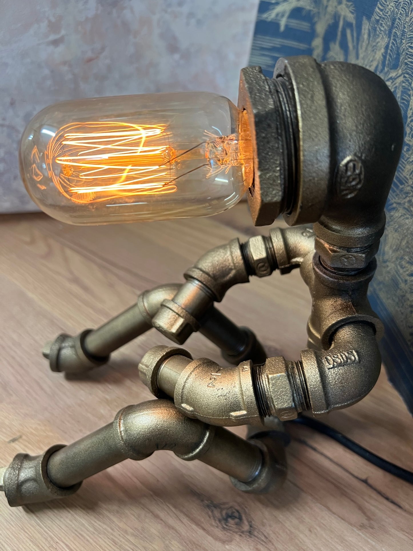 (SP02) Steampunk Table Lamp