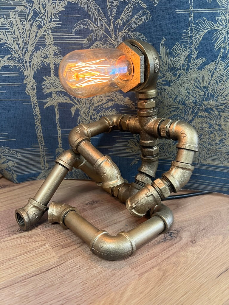 (SP01)                      Steampunk Table Lamp