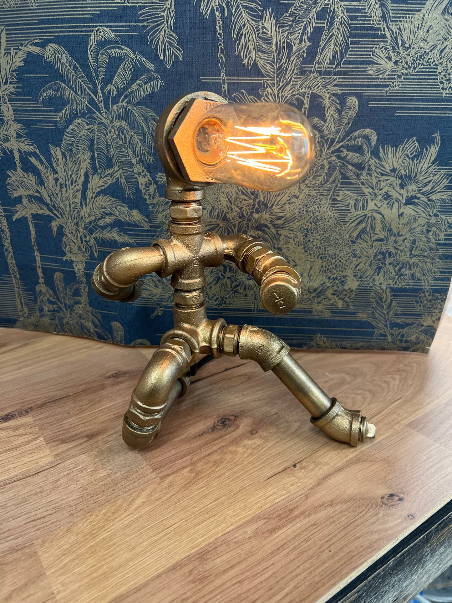 (SP05)                      Steampunk Table Lamp